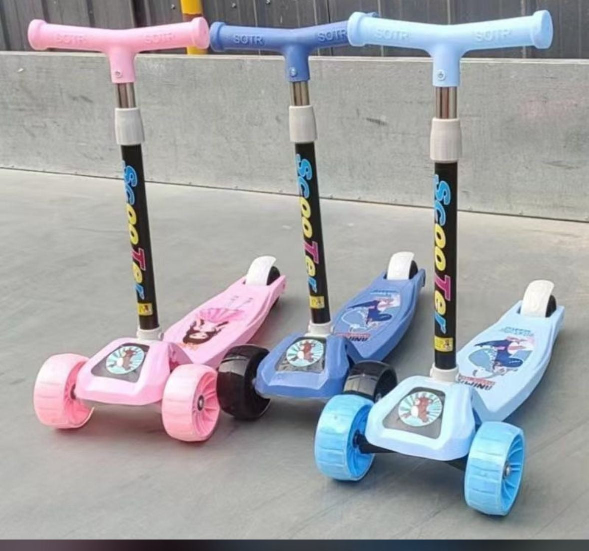 SCOOTY